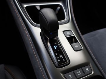 Lexus LBX